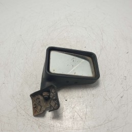 Specchietto retrovisore...