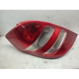 stop sinistro Mercedes Benz...