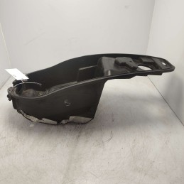 Vano casco sotto sella...