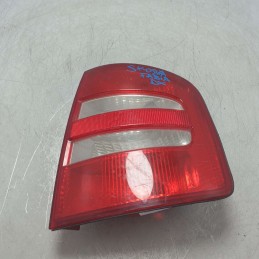 6Y9945096B Stop fanale...