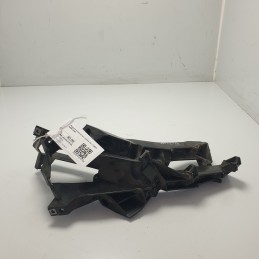 Supporti anteriore faro...