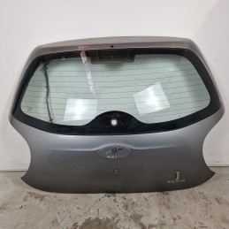 Portellone posteriore nudo...