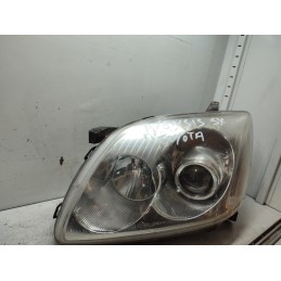 Faro anteriore toyota...