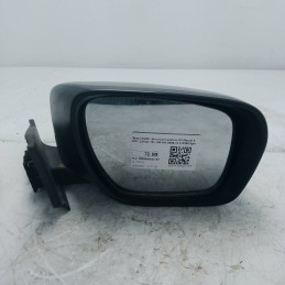 Specchietto retrovisore...