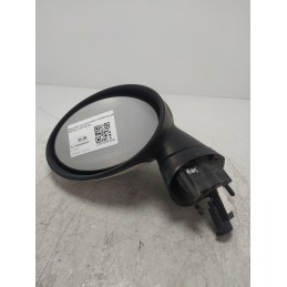 Specchietto retrovisore...