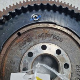 Volano con corona dentata...