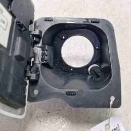 Aletta sportello serbatoio...