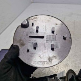 Aletta sportello serbatoio...