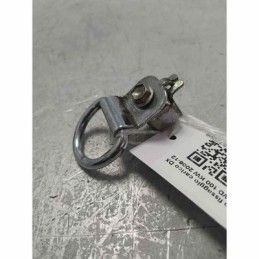 Gancio interno bagagliaio...