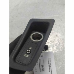 Presa AUX accendisigari...