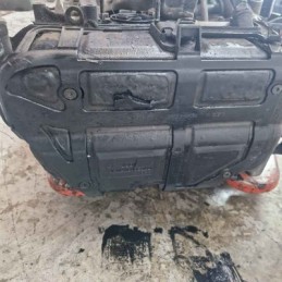 Motore con iniettori e...