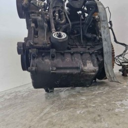 Motore con pompa e...